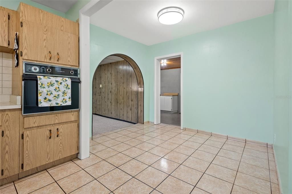 For Sale: $389,900 (3 beds, 1 baths, 1460 Square Feet)