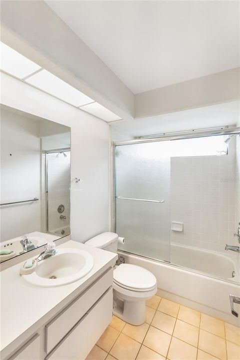 For Sale: $349,000 (2 beds, 2 baths, 1780 Square Feet)