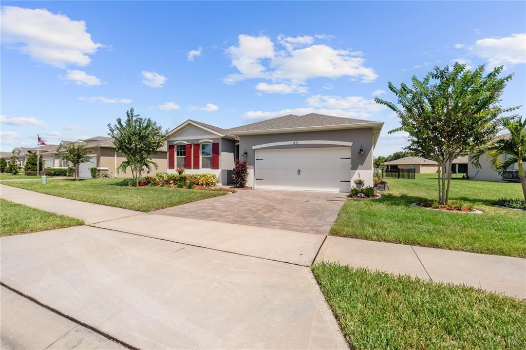 For Sale: $459,900 (4 beds, 2 baths, 2056 Square Feet)