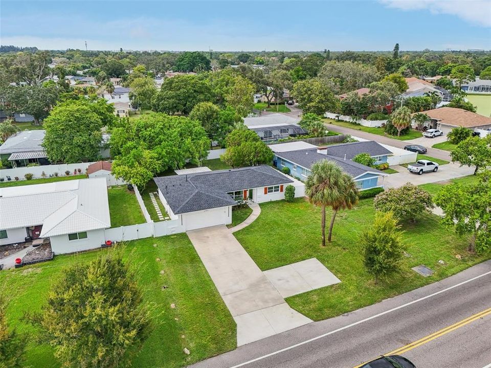 Active With Contract: $539,500 (3 beds, 2 baths, 1198 Square Feet)