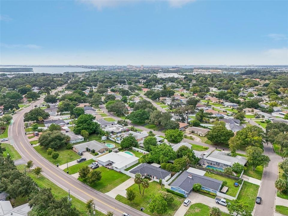 Active With Contract: $539,500 (3 beds, 2 baths, 1198 Square Feet)