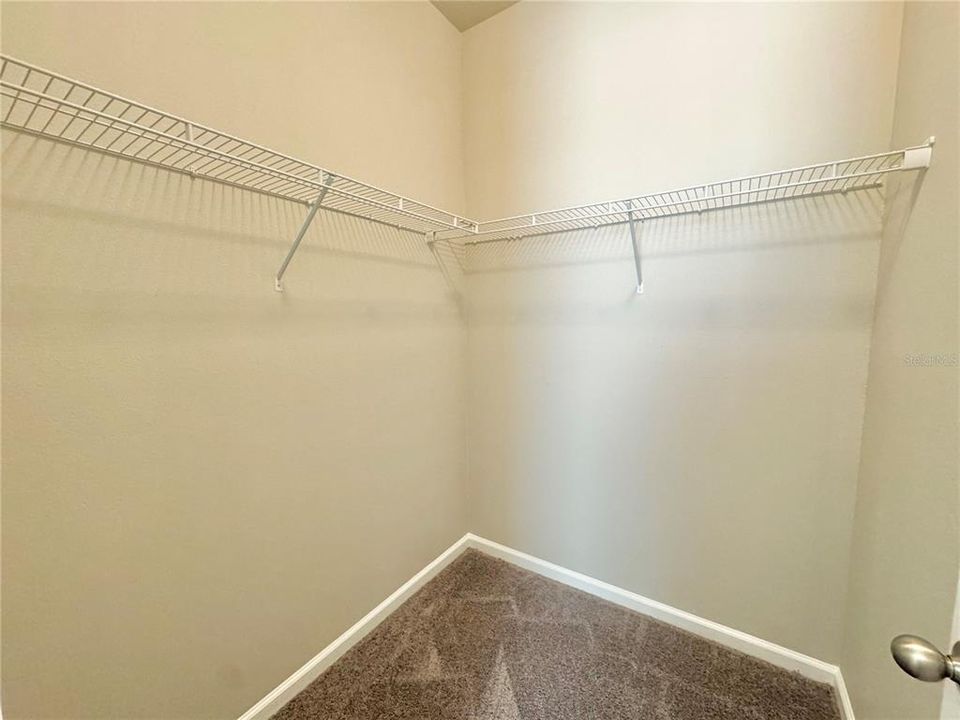 6x5 walk-in closet