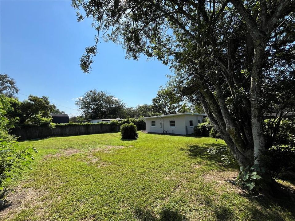 For Sale: $299,500 (3 beds, 1 baths, 1025 Square Feet)