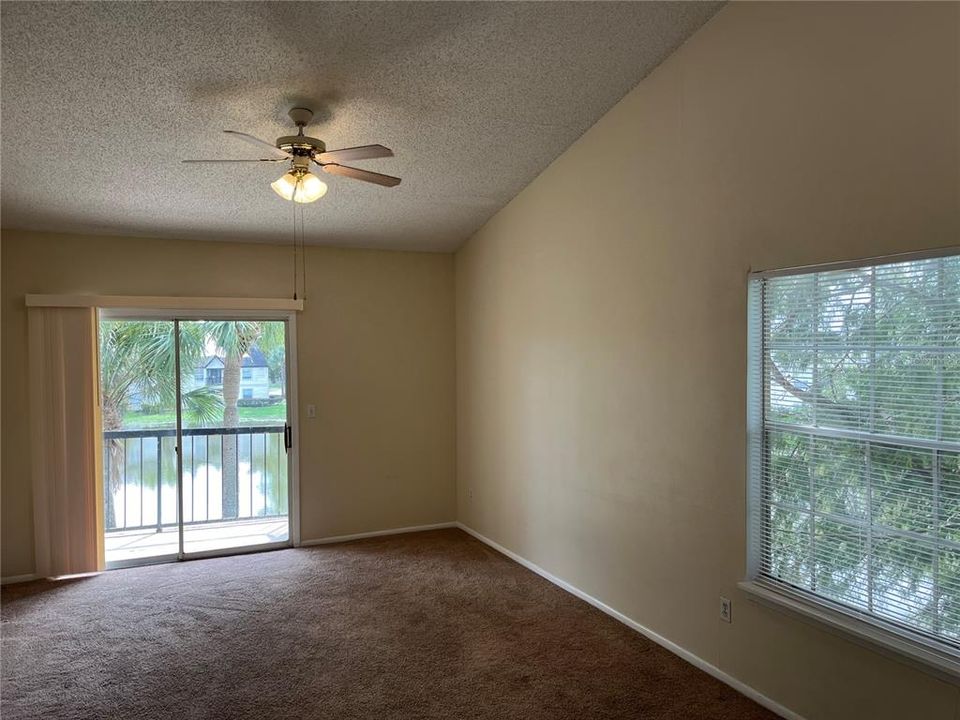 For Rent: $1,350 (1 beds, 1 baths, 660 Square Feet)