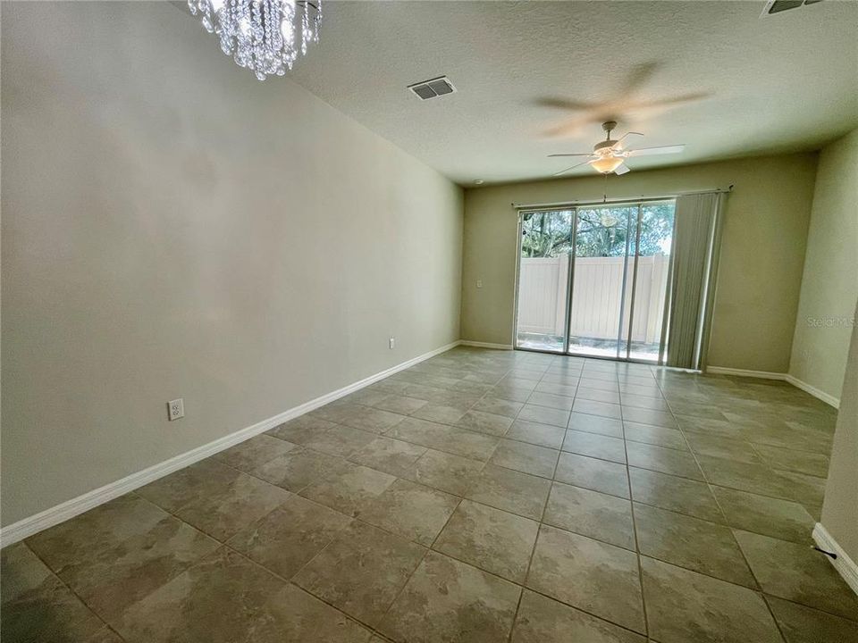 For Rent: $2,150 (2 beds, 2 baths, 1480 Square Feet)