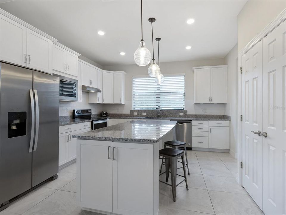 For Sale: $429,990 (2 beds, 2 baths, 1436 Square Feet)