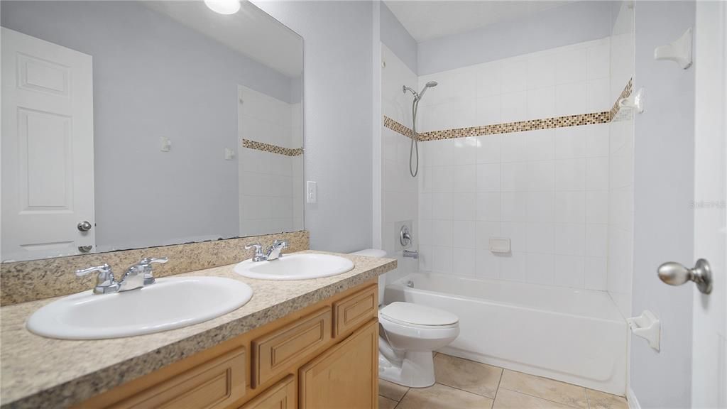 For Sale: $347,900 (4 beds, 2 baths, 1810 Square Feet)