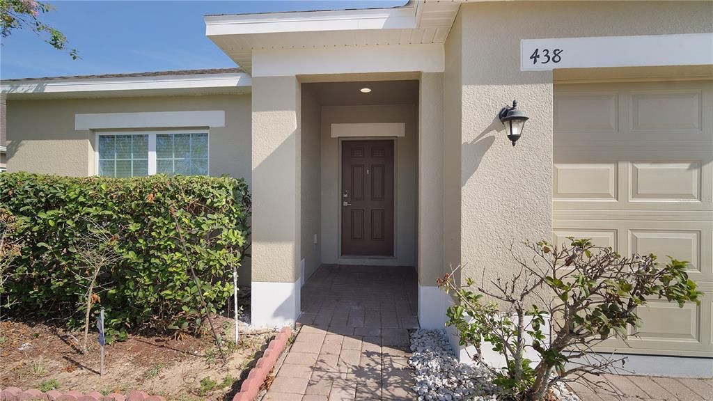 For Sale: $347,900 (4 beds, 2 baths, 1810 Square Feet)