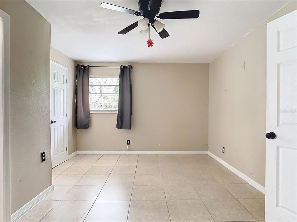 For Sale: $309,000 (4 beds, 2 baths, 1321 Square Feet)