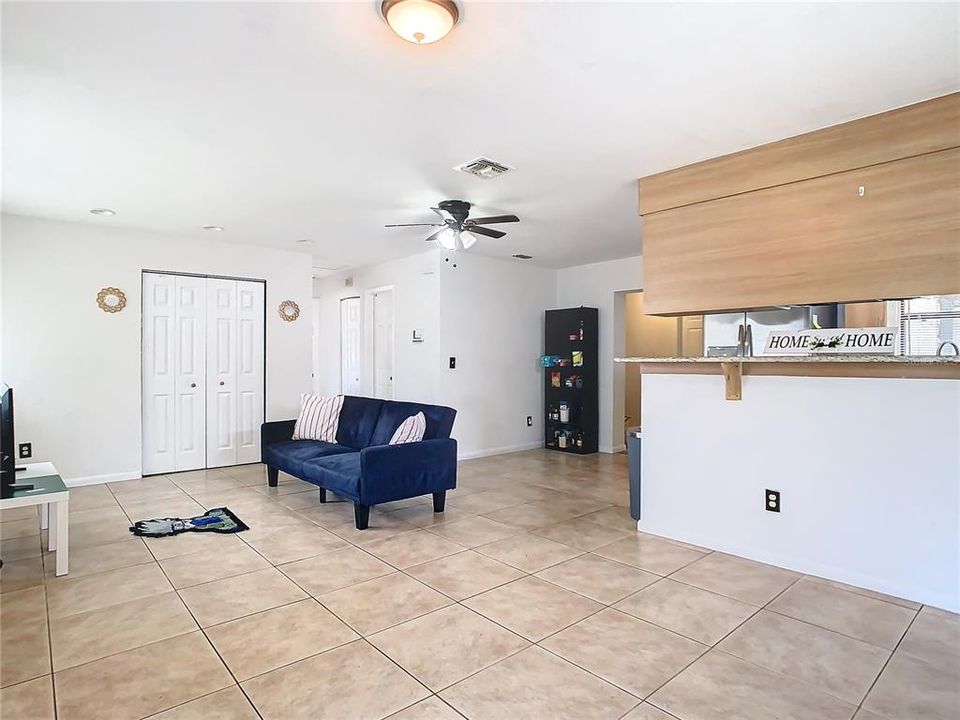 For Sale: $309,000 (4 beds, 2 baths, 1321 Square Feet)