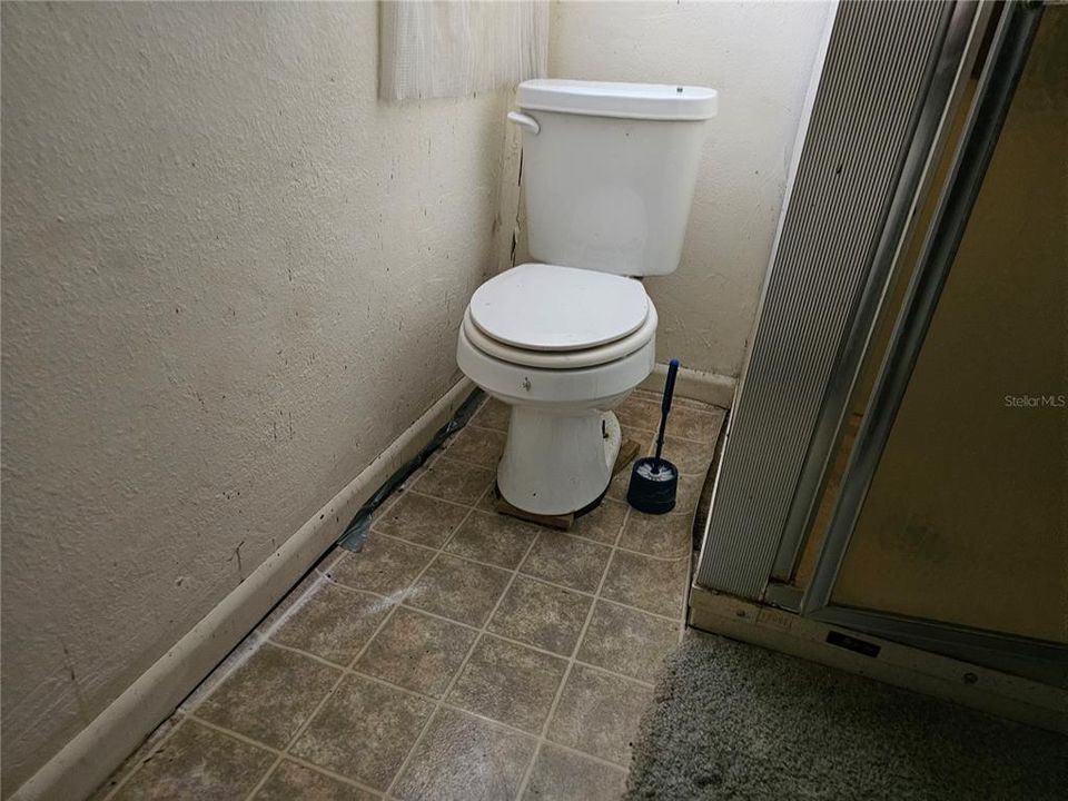 shower in master bath