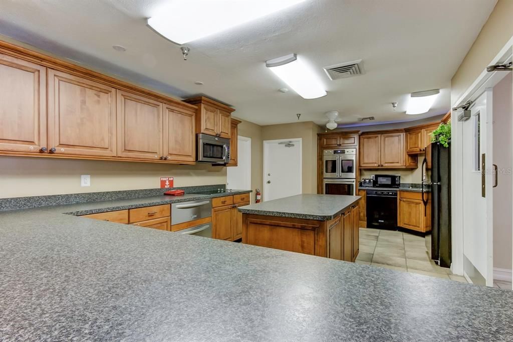 For Sale: $669,900 (2 beds, 2 baths, 1145 Square Feet)