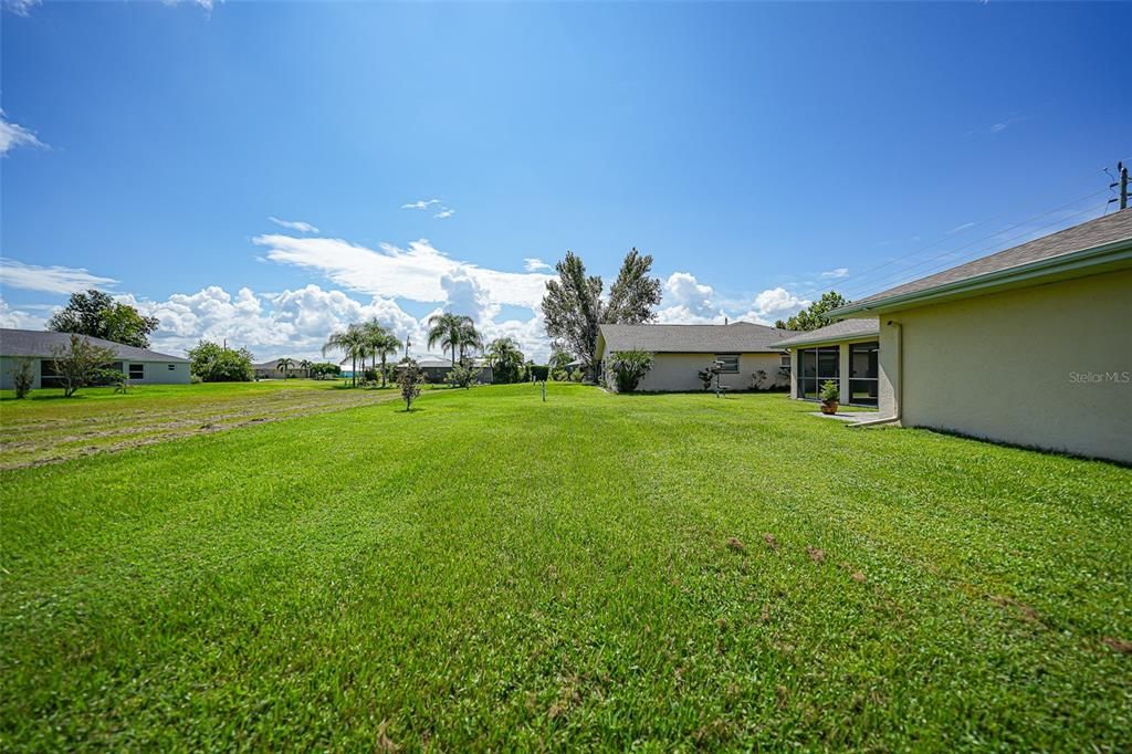 Active With Contract: $275,000 (3 beds, 2 baths, 1979 Square Feet)