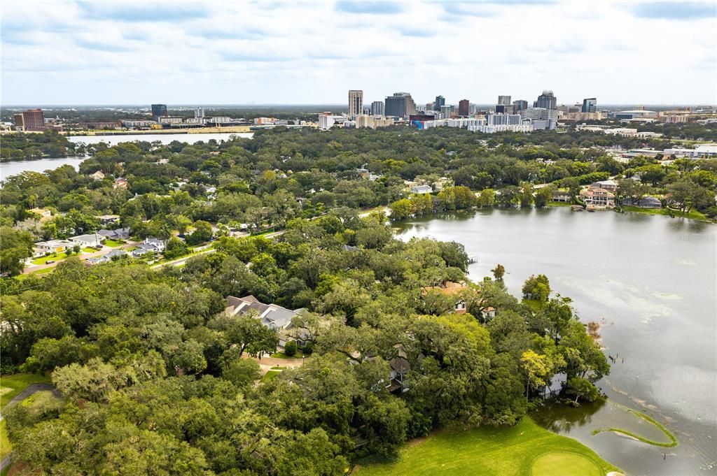 For Sale: $895,000 (3 beds, 3 baths, 2576 Square Feet)