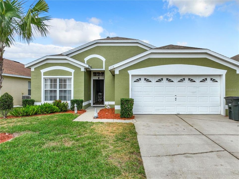 For Sale: $459,900 (4 beds, 2 baths, 1567 Square Feet)