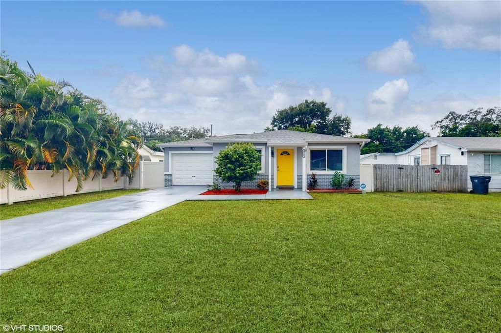 For Sale: $439,500 (3 beds, 2 baths, 1040 Square Feet)