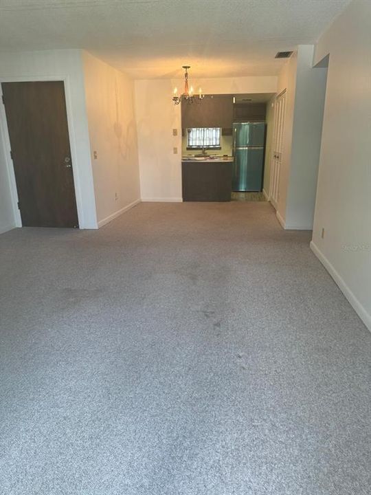 For Rent: $1,800 (2 beds, 2 baths, 967 Square Feet)