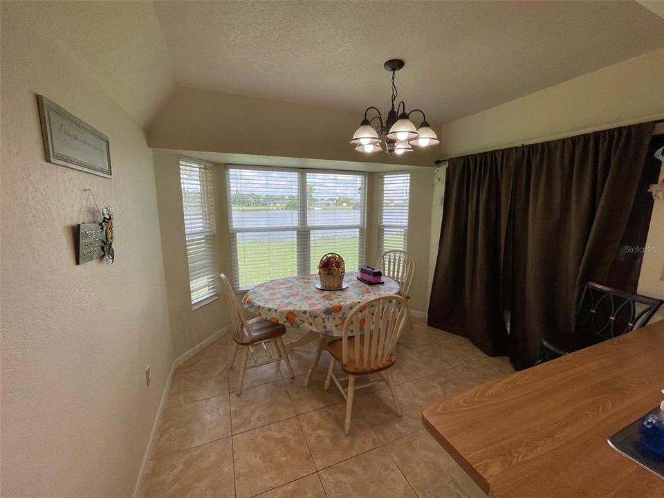 For Sale: $339,500 (3 beds, 2 baths, 1753 Square Feet)