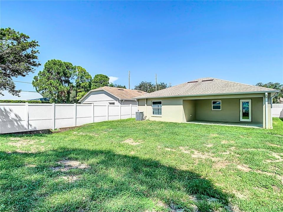 For Sale: $259,900 (3 beds, 2 baths, 1310 Square Feet)