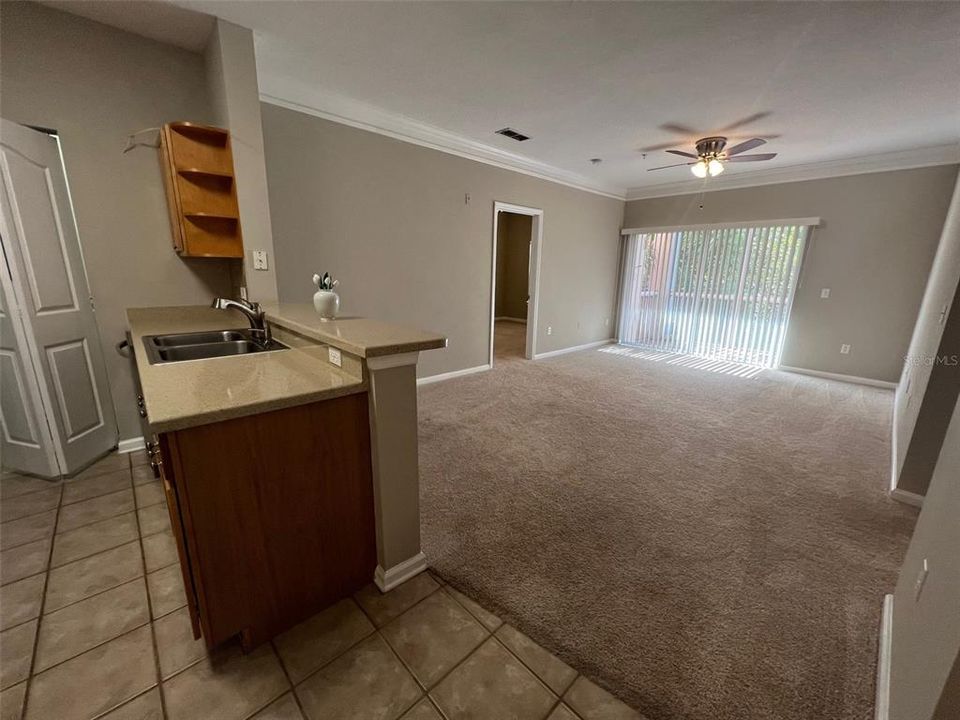 For Rent: $2,100 (2 beds, 2 baths, 1116 Square Feet)