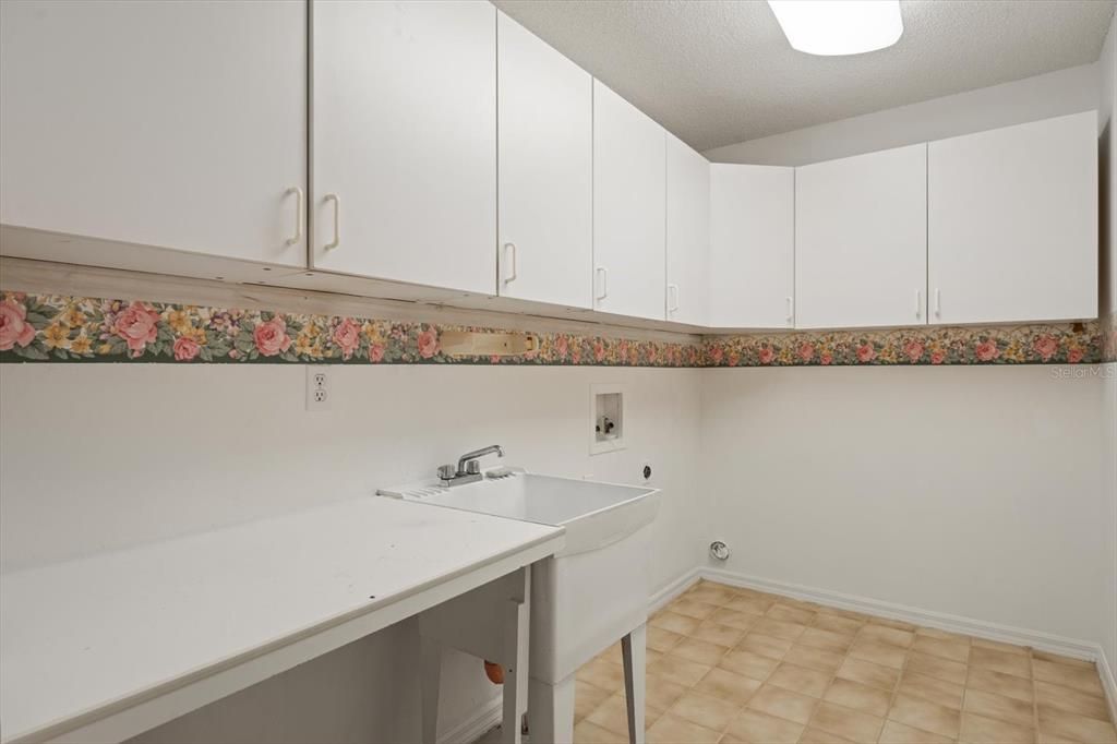 Large Laundry Room