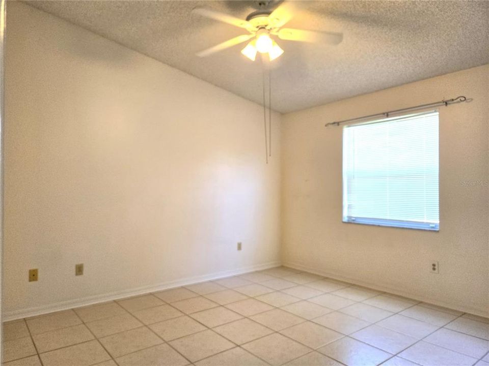 For Rent: $2,500 (2 beds, 2 baths, 1040 Square Feet)