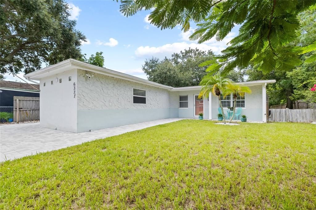 For Sale: $469,000 (4 beds, 2 baths, 1312 Square Feet)