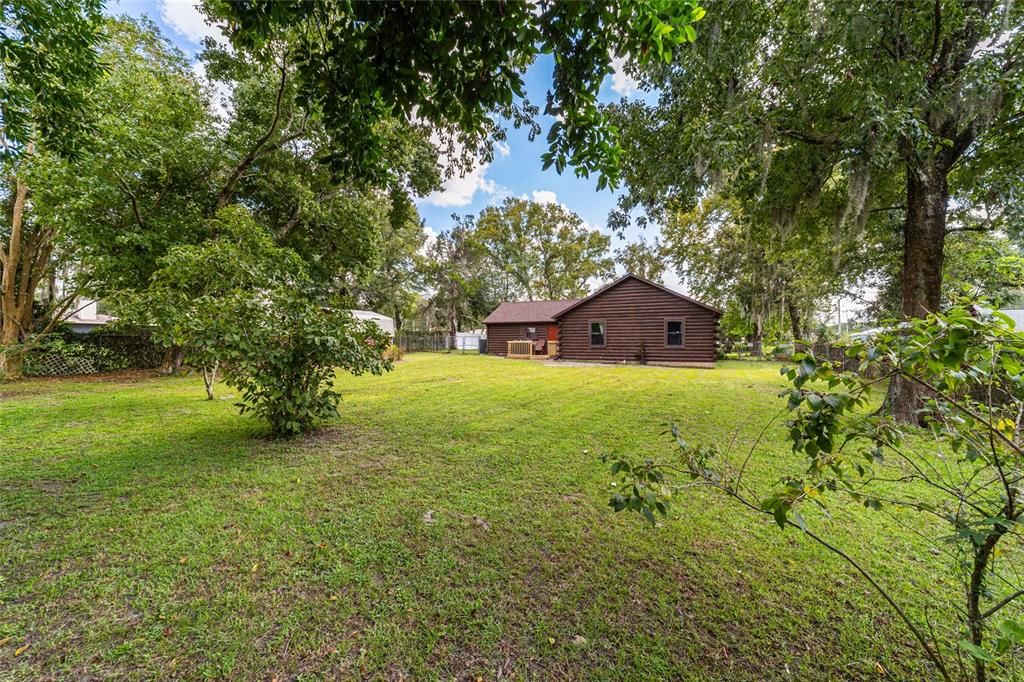 For Sale: $325,000 (3 beds, 2 baths, 1716 Square Feet)