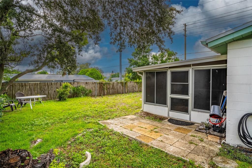 For Sale: $219,000 (3 beds, 2 baths, 1020 Square Feet)