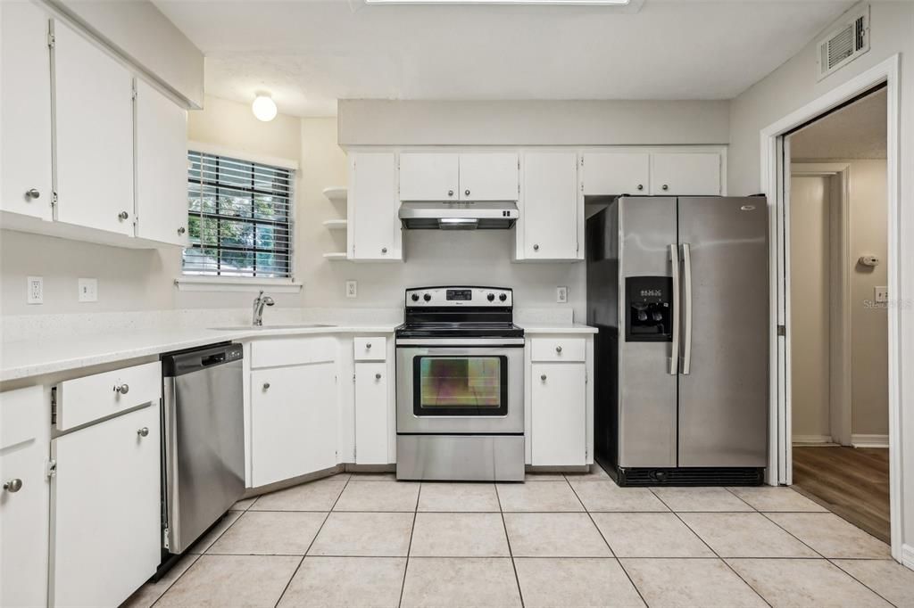 For Sale: $419,900 (3 beds, 2 baths, 1792 Square Feet)