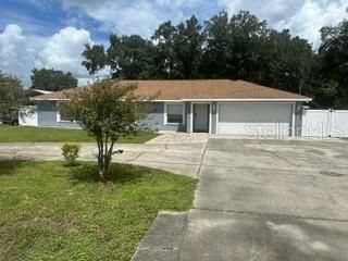 For Rent: $2,100 (3 beds, 2 baths, 1750 Square Feet)