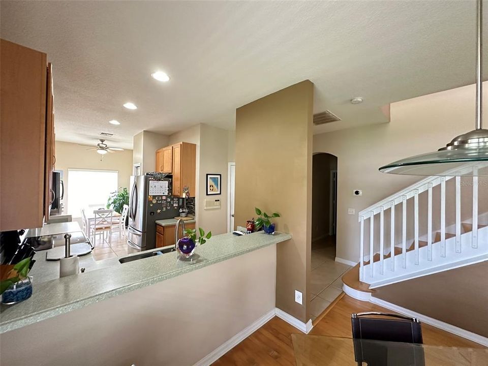 For Sale: $347,900 (3 beds, 2 baths, 1670 Square Feet)