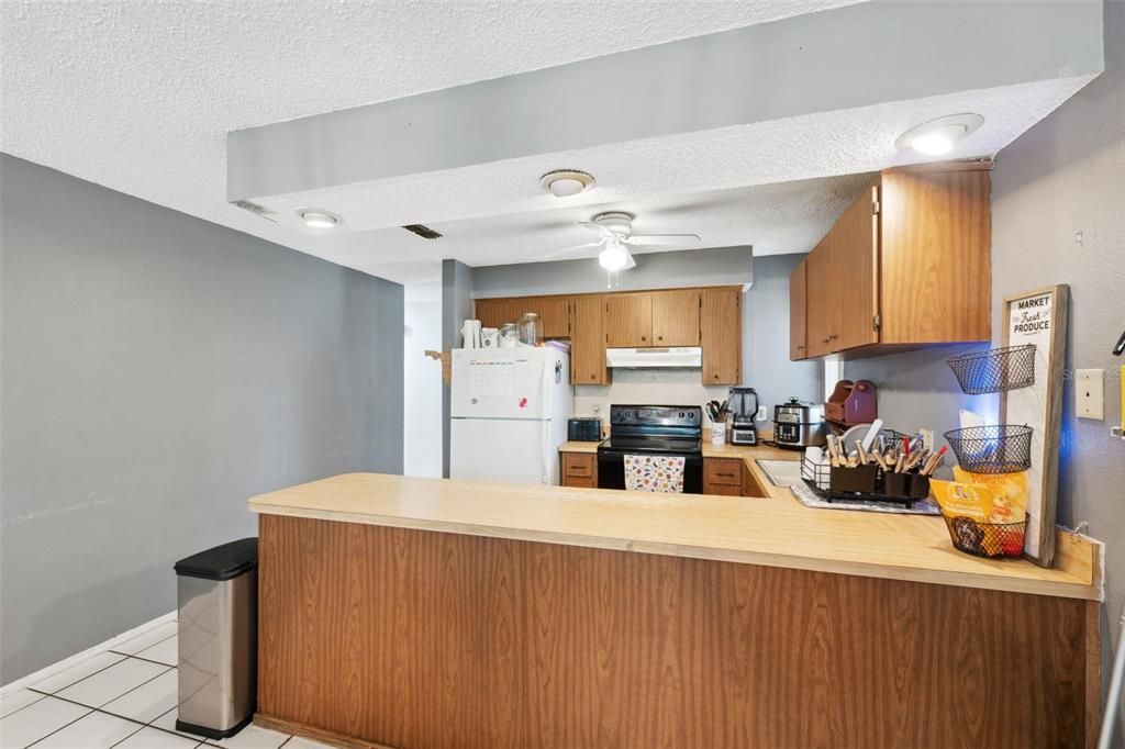 For Sale: $274,900 (3 beds, 2 baths, 1243 Square Feet)