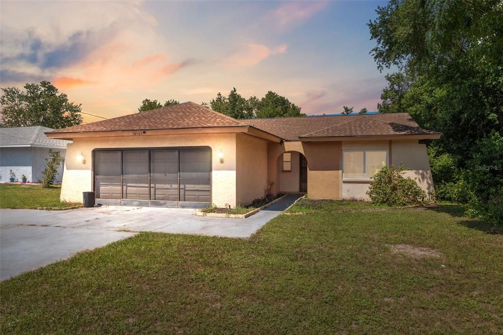 For Sale: $274,900 (3 beds, 2 baths, 1243 Square Feet)