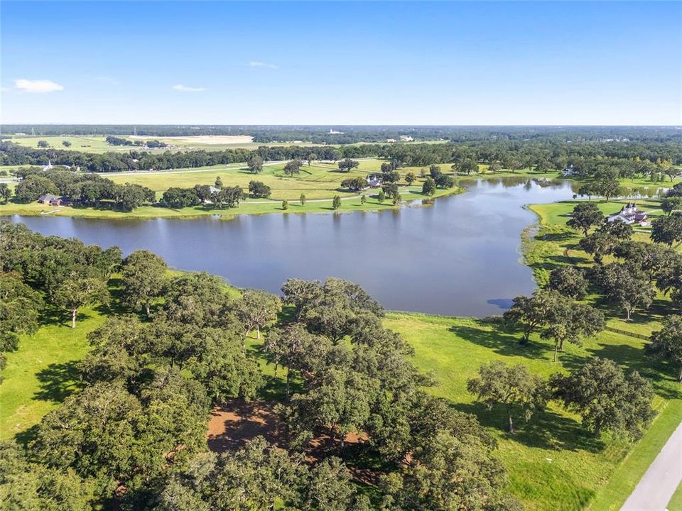 На продажу: $789,987 (16.81 acres)