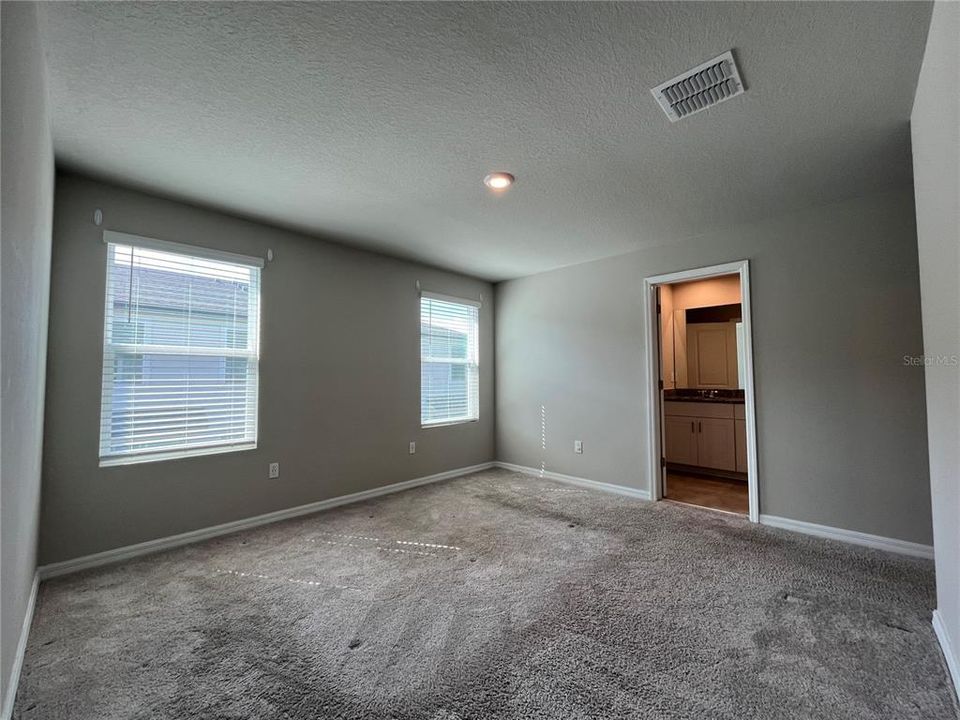 For Rent: $2,149 (3 beds, 2 baths, 1525 Square Feet)