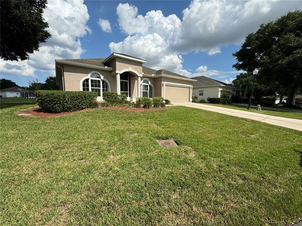 For Sale: $397,900 (3 beds, 2 baths, 2118 Square Feet)