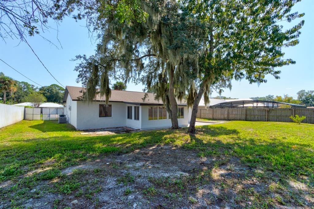 For Sale: $329,900 (3 beds, 2 baths, 1538 Square Feet)