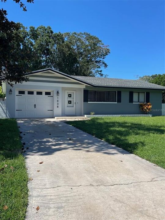 For Sale: $449,000 (3 beds, 2 baths, 1410 Square Feet)