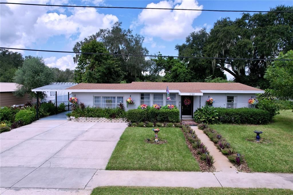 For Sale: $410,000 (4 beds, 2 baths, 1956 Square Feet)