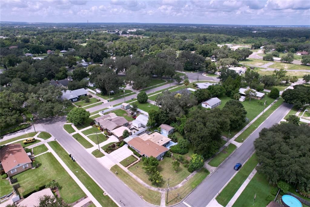 For Sale: $410,000 (4 beds, 2 baths, 1956 Square Feet)