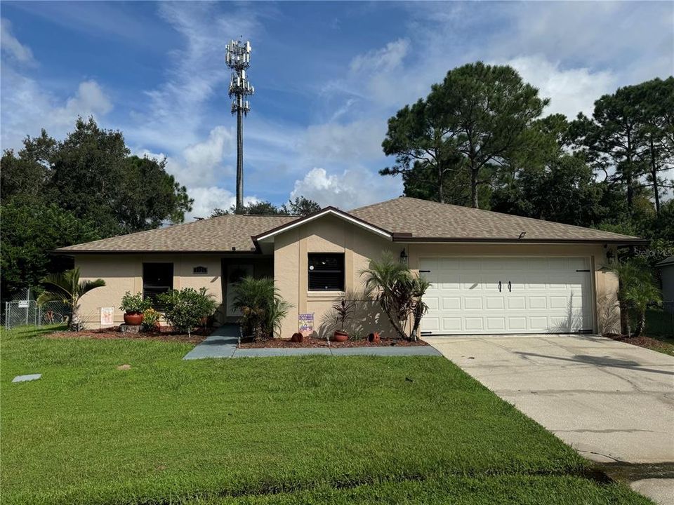 For Sale: $335,000 (3 beds, 2 baths, 1560 Square Feet)