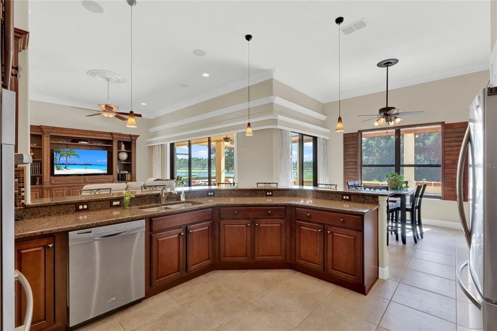 42" wood cabinetry, granite countertops