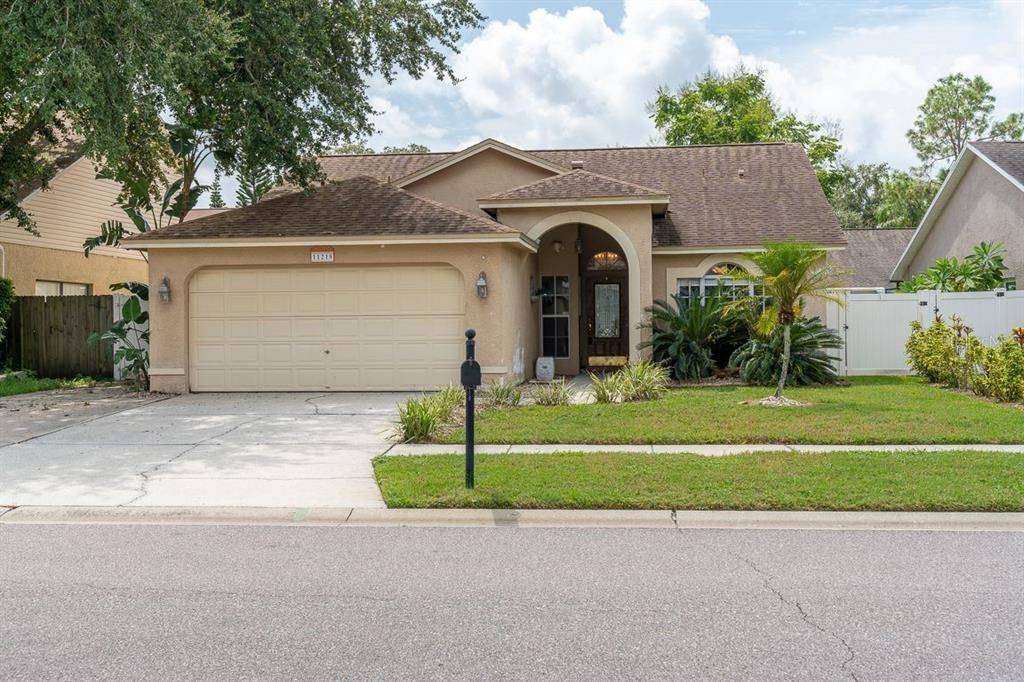 For Sale: $416,000 (3 beds, 2 baths, 1507 Square Feet)