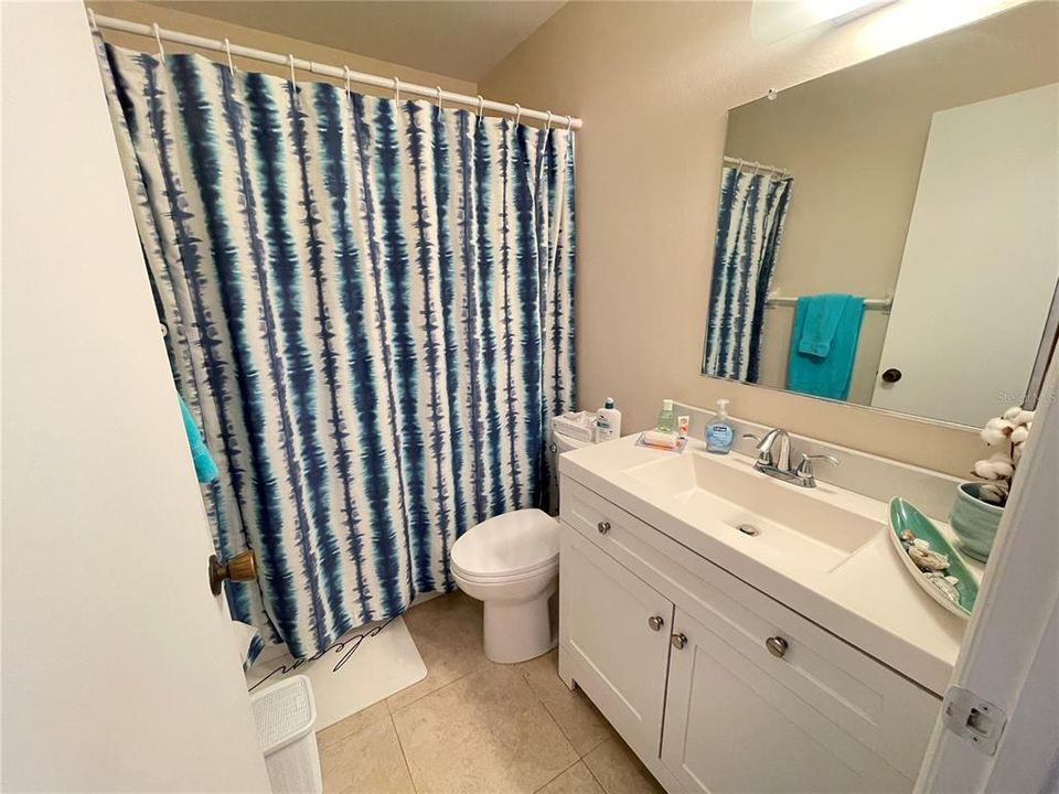 Main bathroom