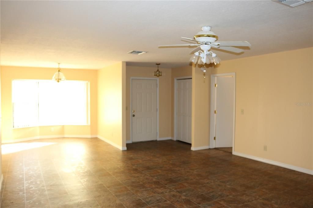 For Rent: $1,650 (2 beds, 2 baths, 1656 Square Feet)