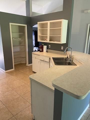 For Sale: $309,995 (3 beds, 2 baths, 1621 Square Feet)