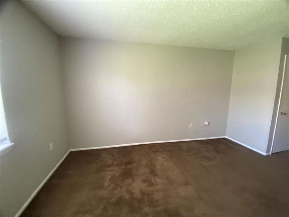 For Sale: $144,900 (1 beds, 1 baths, 765 Square Feet)