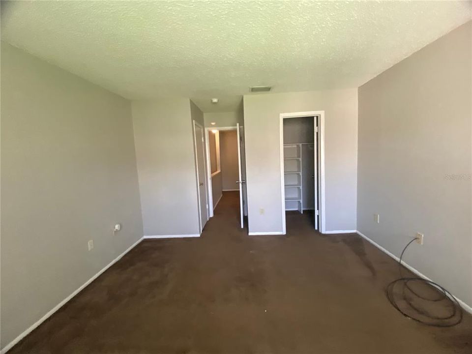 For Sale: $144,900 (1 beds, 1 baths, 765 Square Feet)