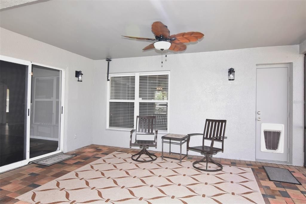 For Sale: $435,000 (3 beds, 2 baths, 1760 Square Feet)